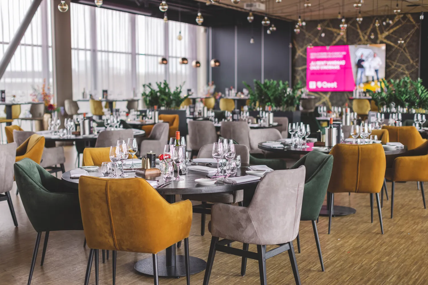 Van Veen – Informeel